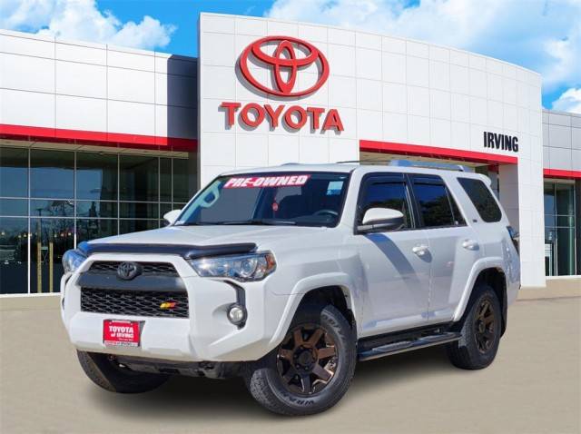 2017 Toyota 4Runner SR5 RWD photo