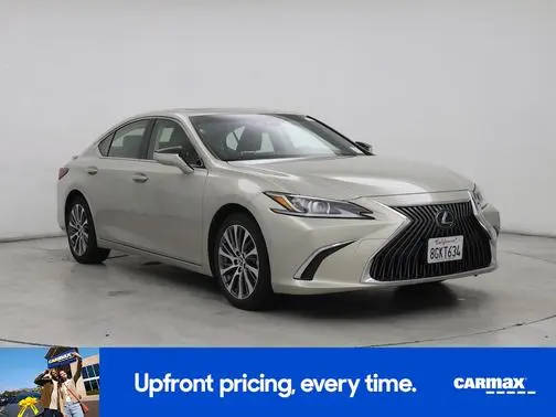 2019 Lexus ES ES 300h FWD photo