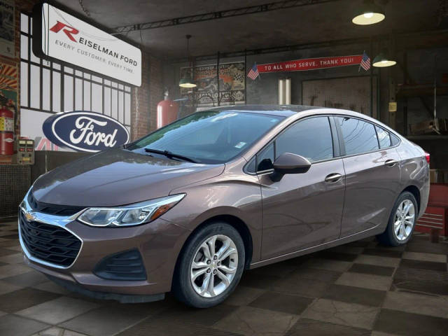 2019 Chevrolet Cruze LS FWD photo