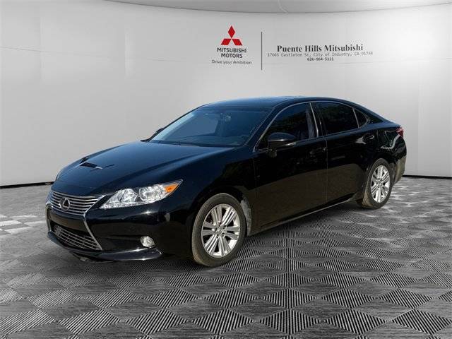 2015 Lexus ES  FWD photo