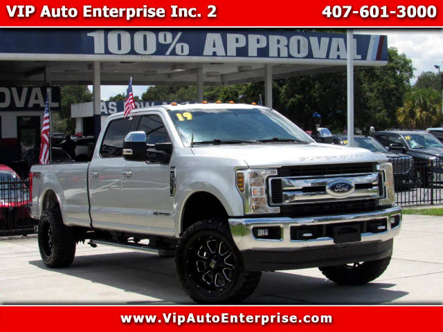 2019 Ford F-350 Super Duty XLT 4WD photo
