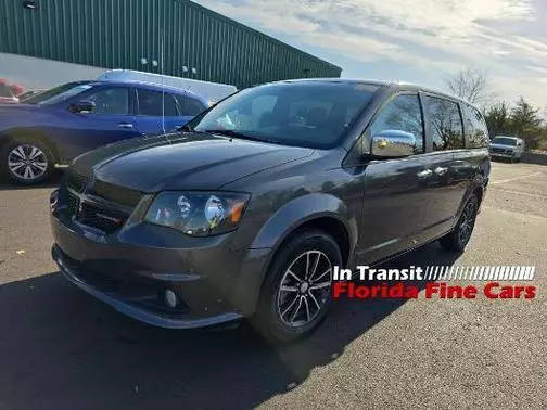 2019 Dodge Grand Caravan SE Plus FWD photo