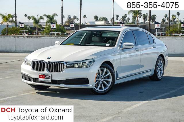 2019 BMW 7 Series 740i RWD photo
