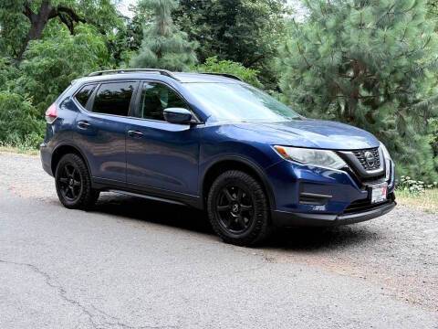 2018 Nissan Rogue SV AWD photo