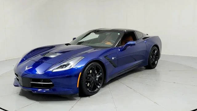 2019 Chevrolet Corvette 2LT RWD photo