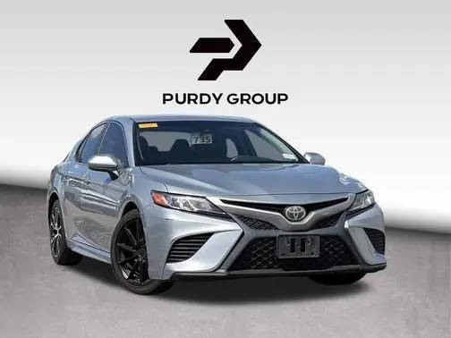 2018 Toyota Camry SE FWD photo