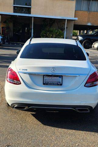 2018 Mercedes-Benz C-Class C 300 RWD photo