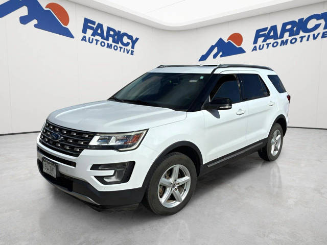 2017 Ford Explorer XLT 4WD photo