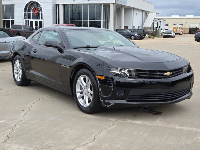 2015 Chevrolet Camaro LS RWD photo