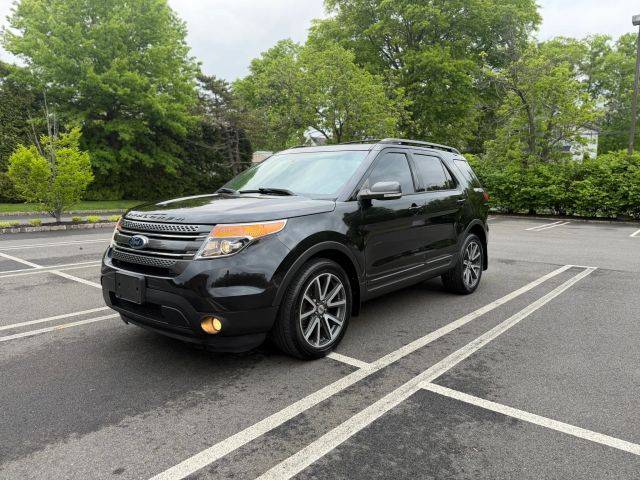2015 Ford Explorer XLT 4WD photo