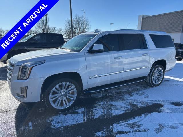 2019 Cadillac Escalade ESV Premium Luxury 4WD photo