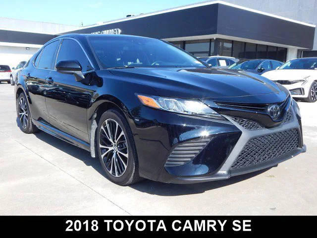 2018 Toyota Camry SE FWD photo