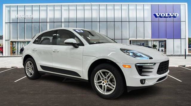 2018 Porsche Macan AWD photo