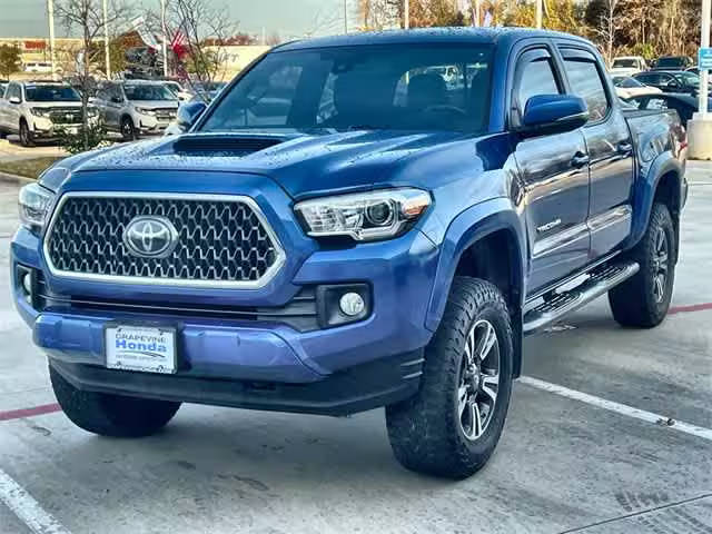 2018 Toyota Tacoma TRD Sport 4WD photo