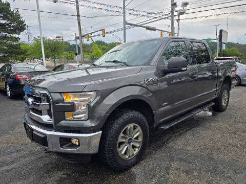 2015 Ford F-150 XLT 4WD photo