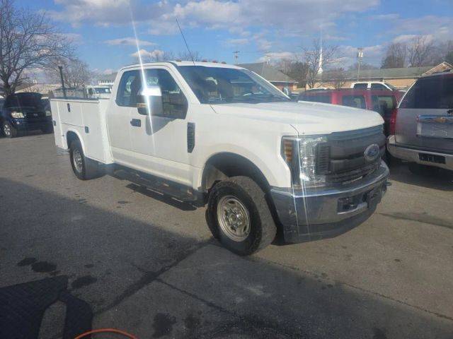 2018 Ford F-250 Super Duty XL 4WD photo