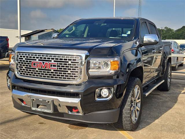 2019 GMC Canyon 4WD Denali 4WD photo