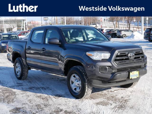 2018 Toyota Tacoma SR 4WD photo