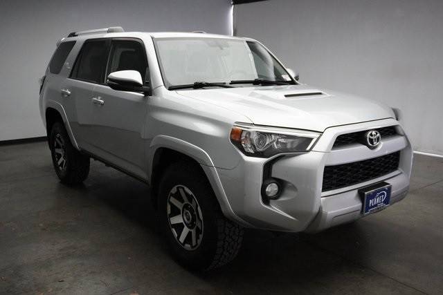 2018 Toyota 4Runner TRD Off Road Premium 4WD photo