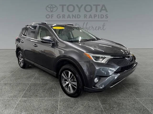 2018 Toyota RAV4 XLE AWD photo