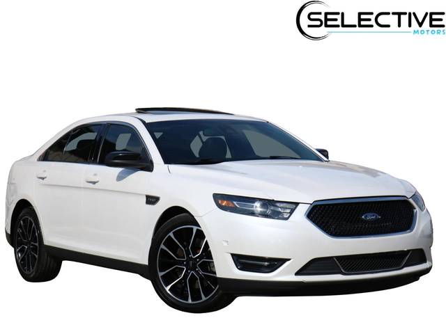 2018 Ford Taurus SHO AWD photo