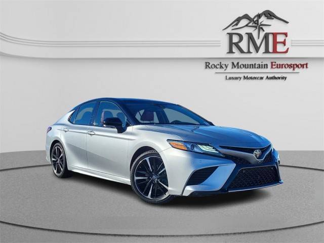 2018 Toyota Camry XSE V6 FWD photo