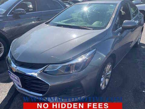 2019 Chevrolet Cruze LT FWD photo