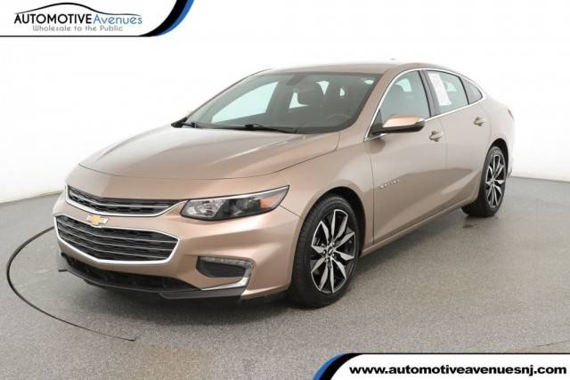 2018 Chevrolet Malibu LT FWD photo