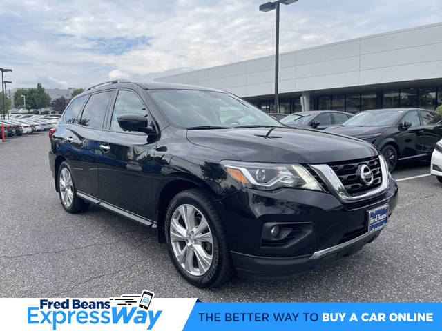 2018 Nissan Pathfinder SL 4WD photo