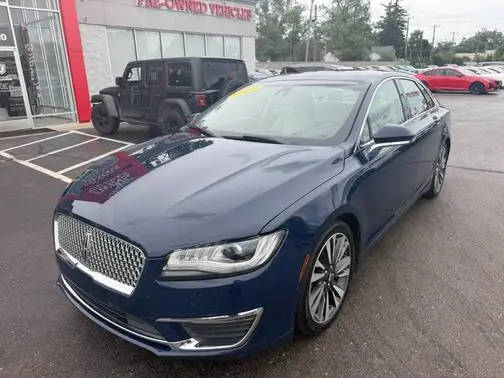 2019 Lincoln MKZ Reserve II FWD photo