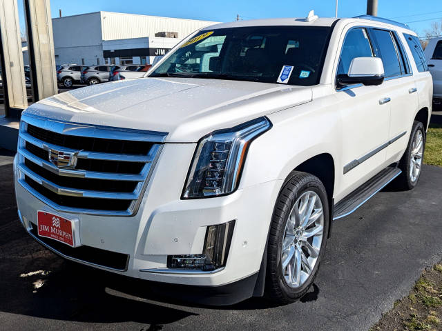 2019 Cadillac Escalade Luxury 4WD photo