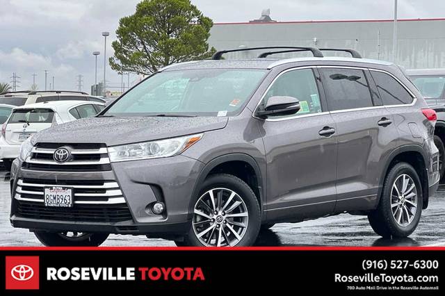 2018 Toyota Highlander XLE AWD photo