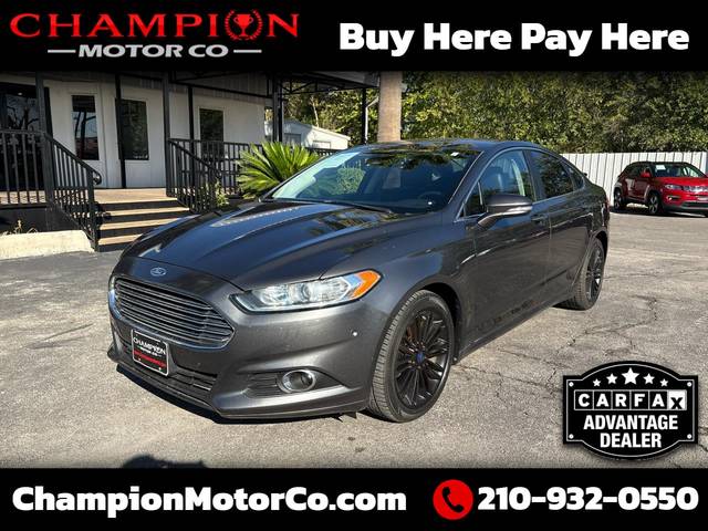 2015 Ford Fusion SE FWD photo