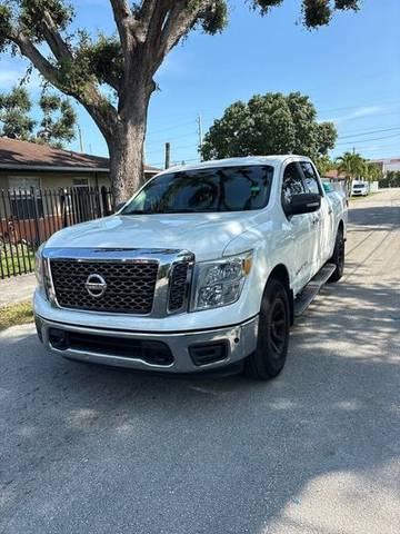 2018 Nissan Titan SV 4WD photo