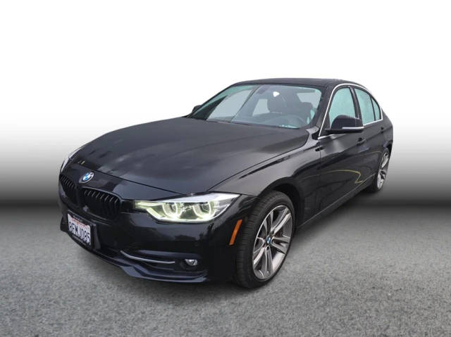 2018 BMW 3 Series 330i RWD photo