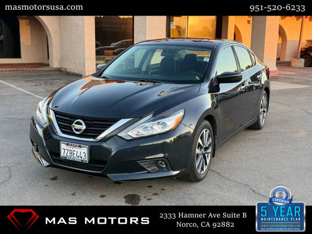 2017 Nissan Altima 2.5 SV FWD photo