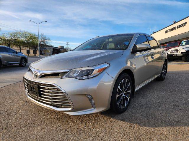 2016 Toyota Avalon XLE Premium FWD photo