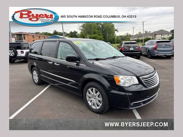2015 Chrysler Town and Country Touring FWD photo