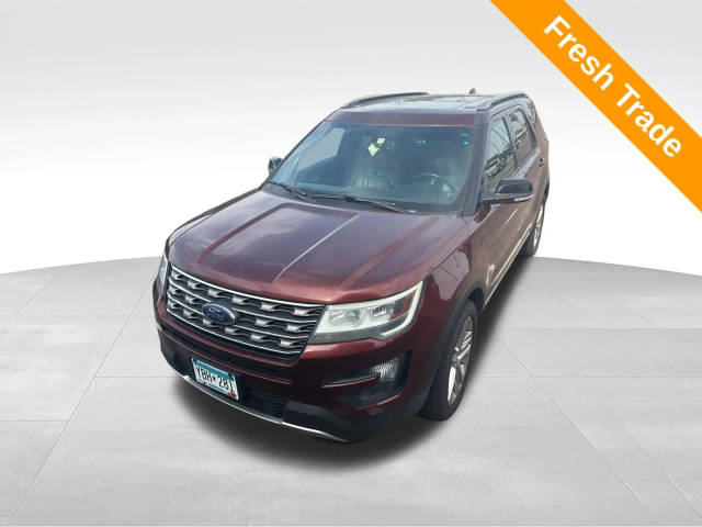 2016 Ford Explorer XLT 4WD photo