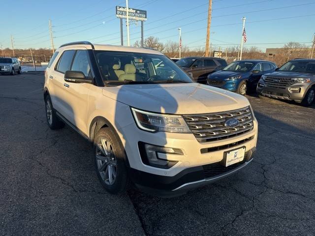 2017 Ford Explorer Limited 4WD photo