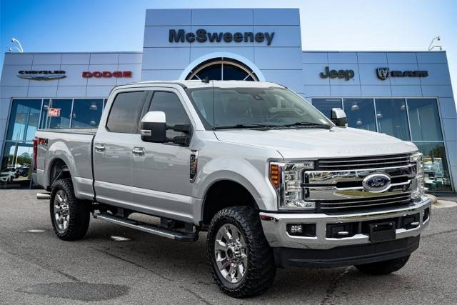 2019 Ford F-250 Super Duty LARIAT 4WD photo