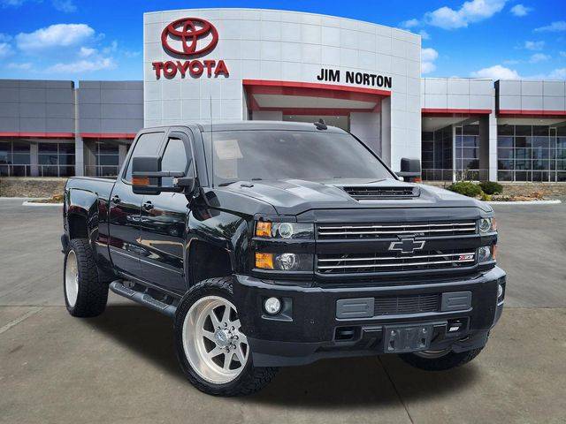 2019 Chevrolet Silverado 2500HD LTZ 4WD photo