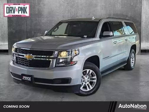 2018 Chevrolet Suburban LT 4WD photo