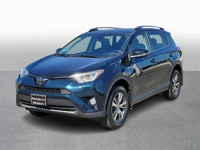 2018 Toyota RAV4 XLE AWD photo