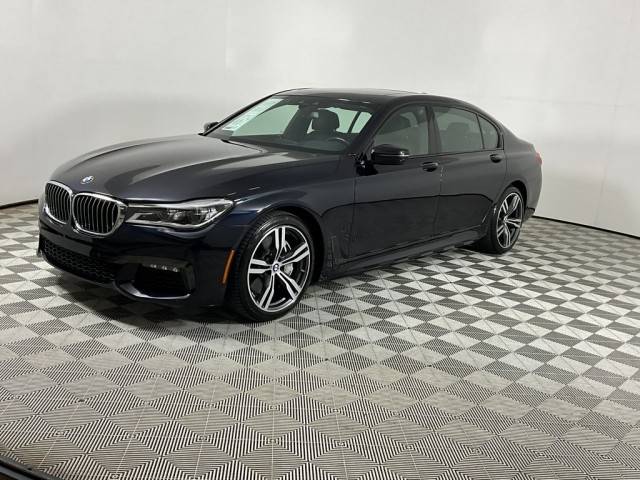 2019 BMW 7 Series 750i RWD photo