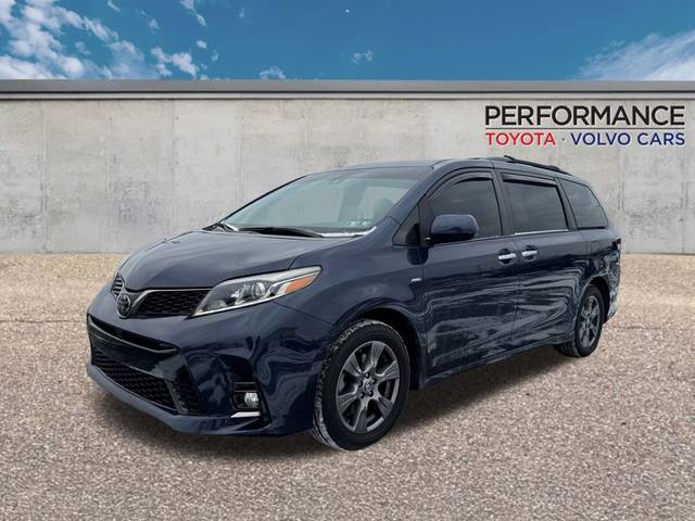 2019 Toyota Sienna SE AWD photo