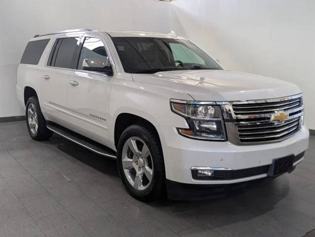 2019 Chevrolet Suburban Premier 4WD photo