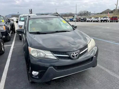 2015 Toyota RAV4 XLE AWD photo