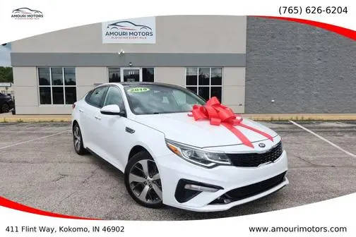 2019 Kia Optima S FWD photo