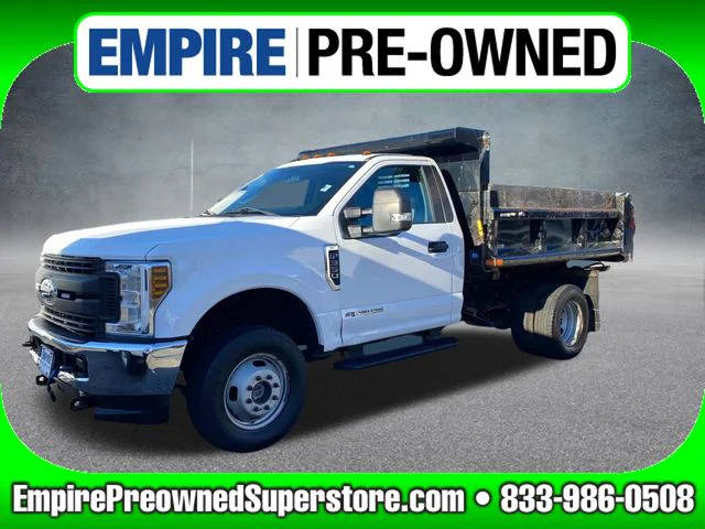 2018 Ford F-350 Super Duty XL 4WD photo
